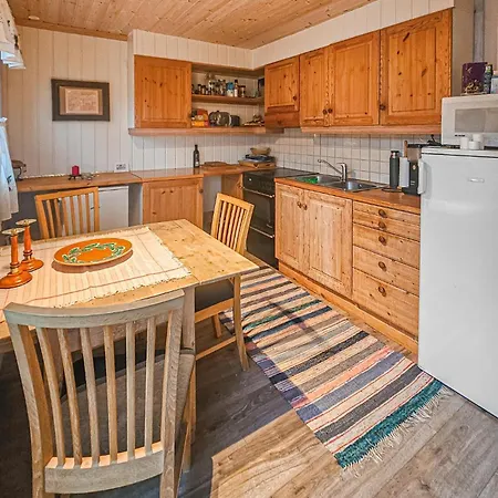4 Bedroom Stunning In *