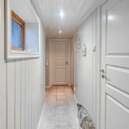 4 Bedroom Stunning In Skjeberg 度假居