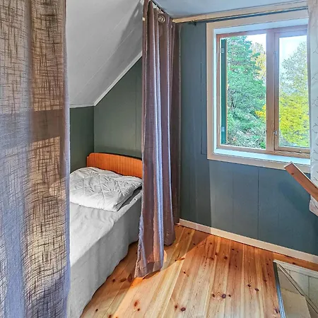 度假居 4 Bedroom Stunning In Skjeberg *