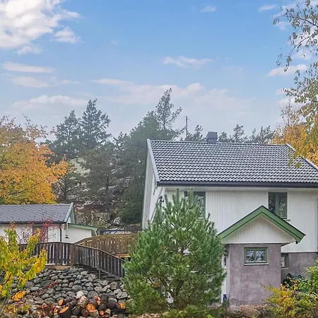 4 Bedroom Stunning In Vakantiehuis *