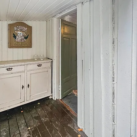 Dom wakacyjny 4 Bedroom Stunning In Skjeberg